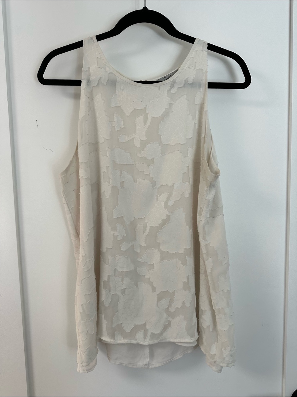 White floral textured tank top
